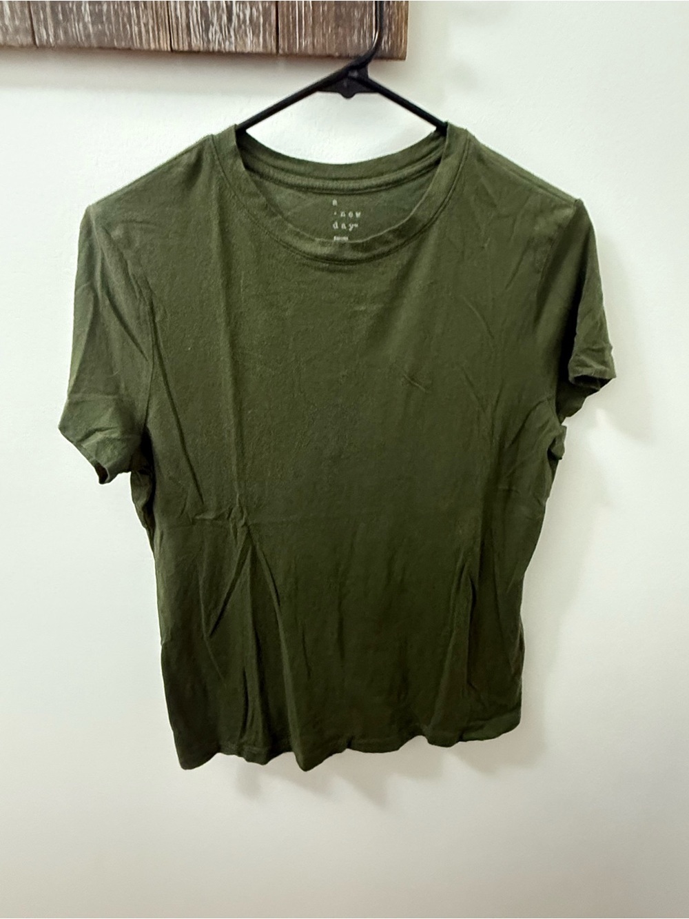 Crew Neck Olive Green Tee